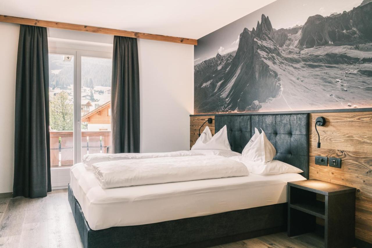 Kristiania Small Dolomites Hotel سيلفا دي فال جاردينا المظهر الخارجي الصورة